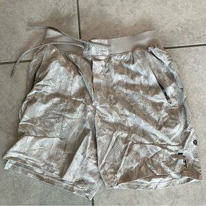 Lululemon License To Train 7”